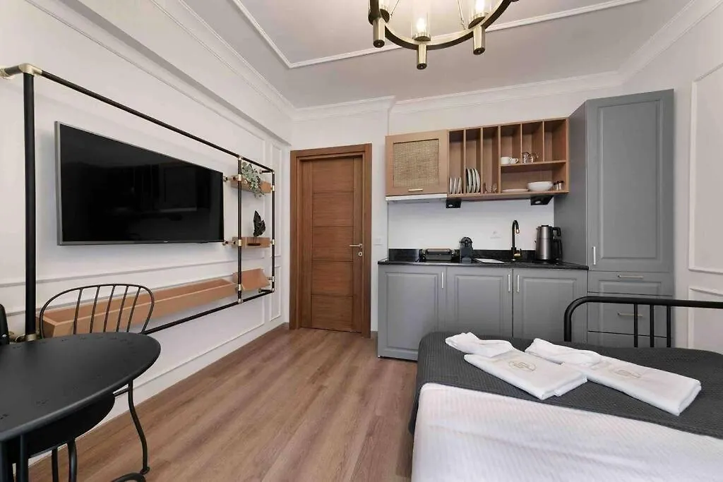 Daphne Pera ; Sakura Apart, City Center Istanbul